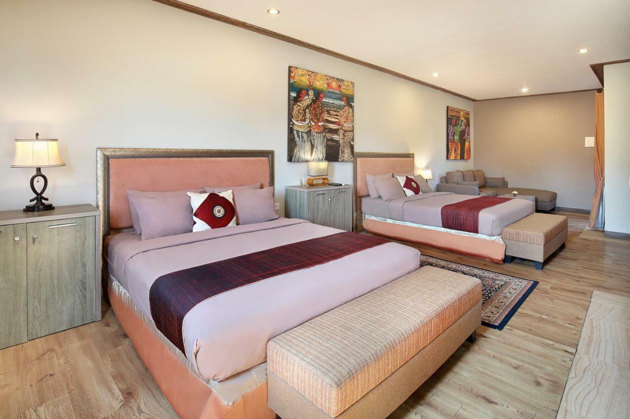 Puri Sabina Bed & Breakfast Jimbaran Buitenkant foto