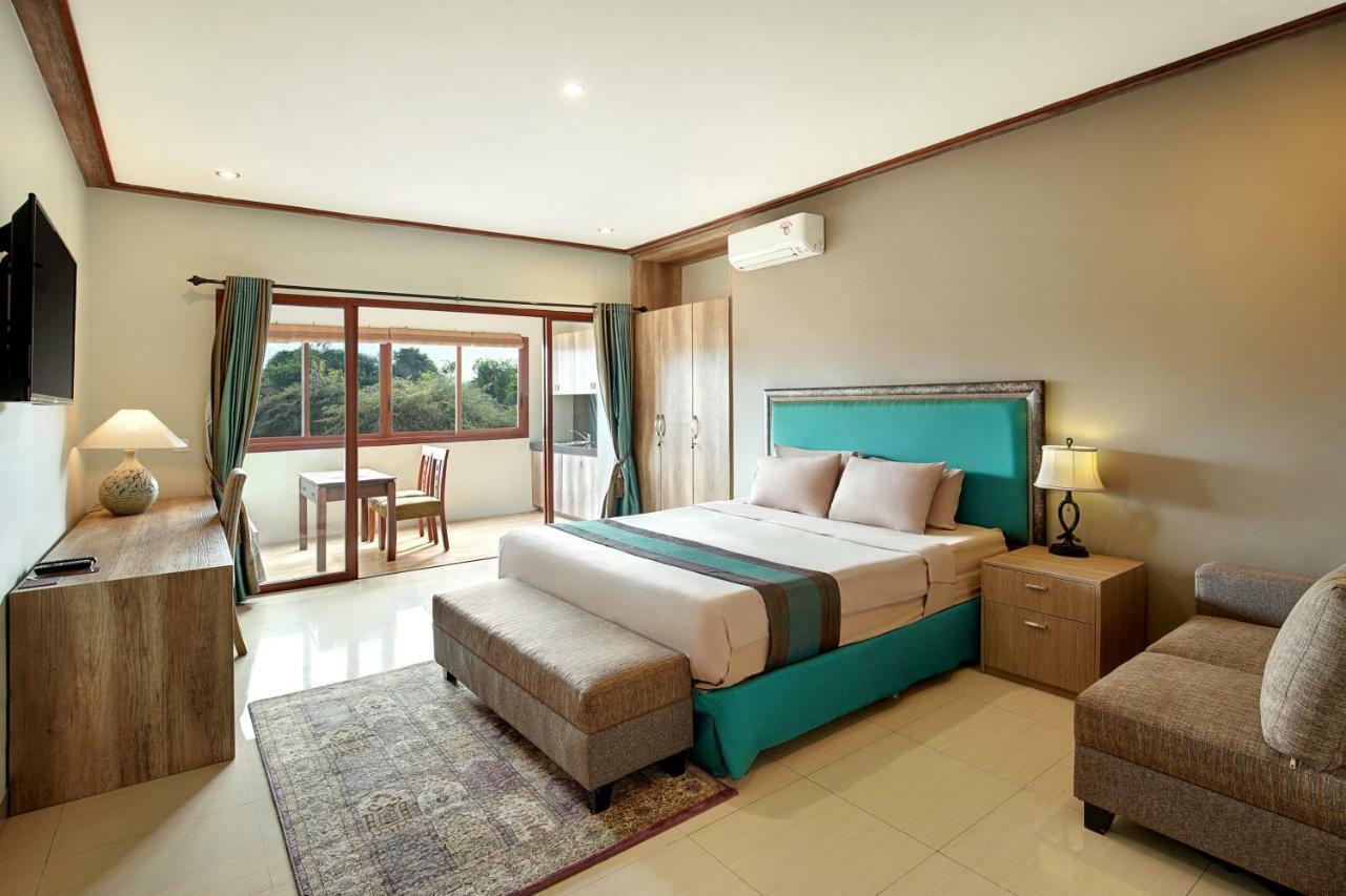 Puri Sabina Bed & Breakfast Jimbaran Buitenkant foto