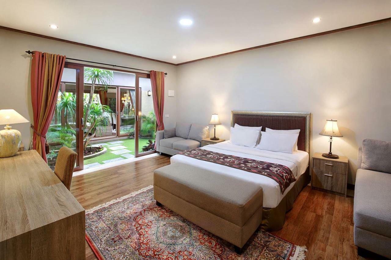 Puri Sabina Bed & Breakfast Jimbaran Buitenkant foto