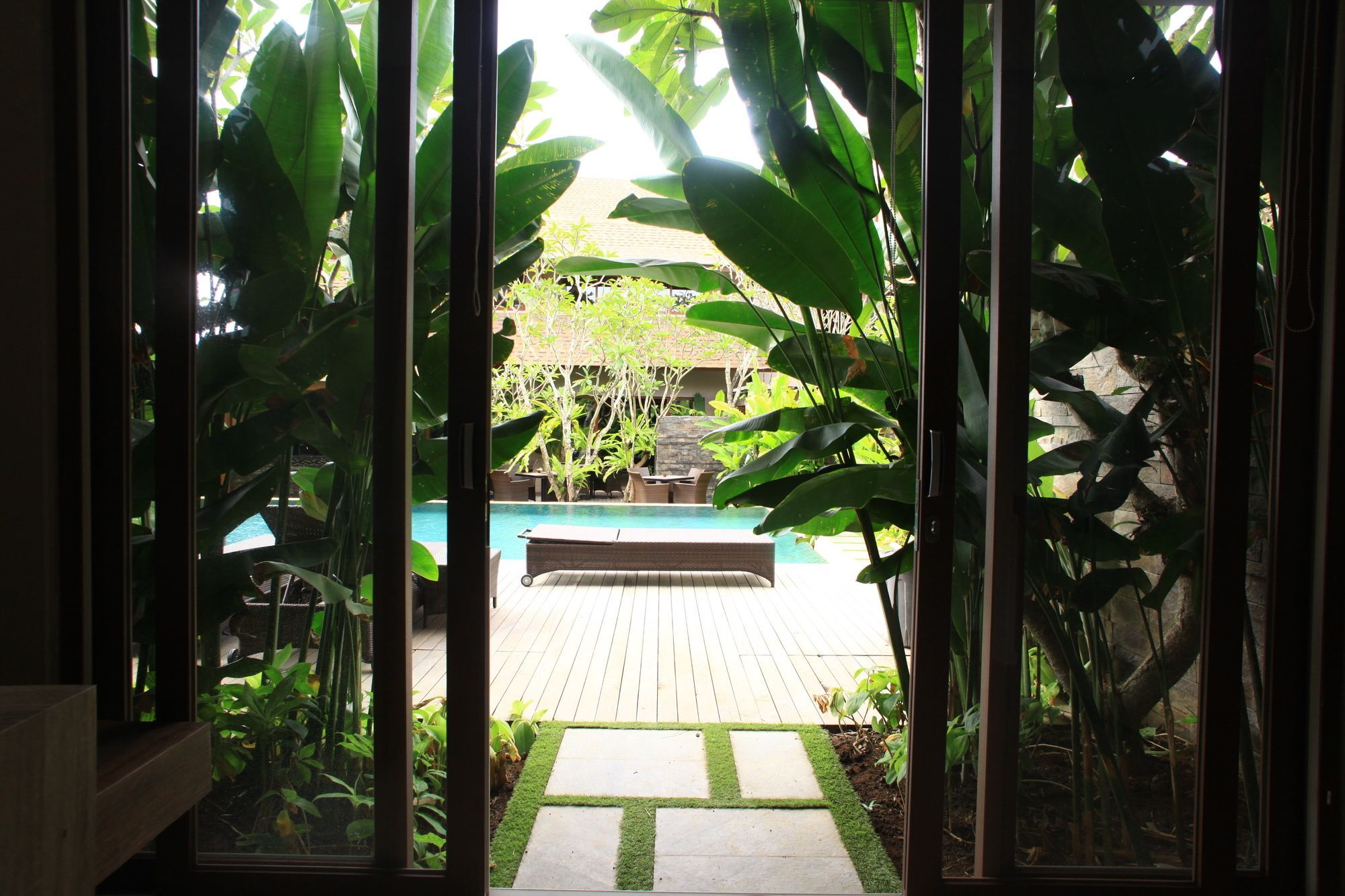 Puri Sabina Bed & Breakfast Jimbaran Buitenkant foto