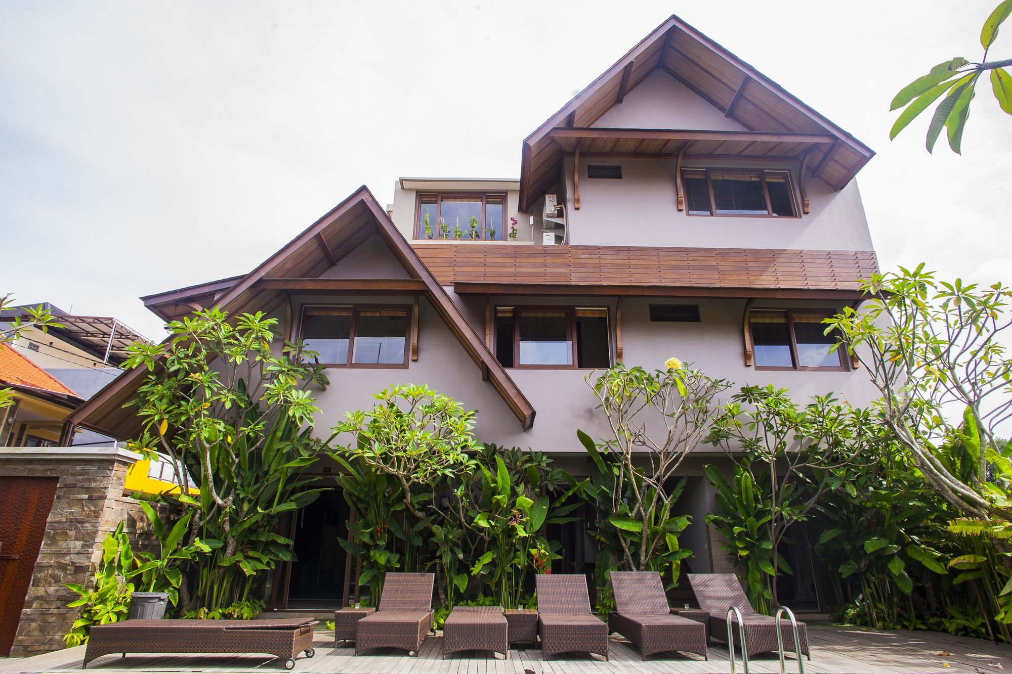 Puri Sabina Bed & Breakfast Jimbaran Buitenkant foto
